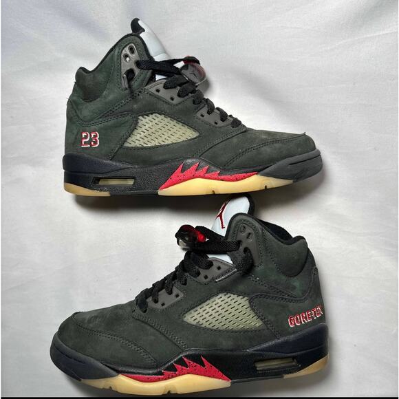 Size 7 - Wmns Air Jordan 5 Retro GORE-TEX Off-Noir Women's Shoes Ships Now - Picture 2 of 10